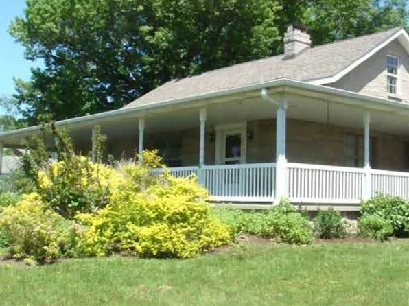 2435 E 3rd St, Bloomington, IN 47401