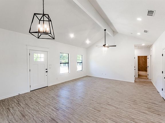 5th image of 3618 Montego Blvd
