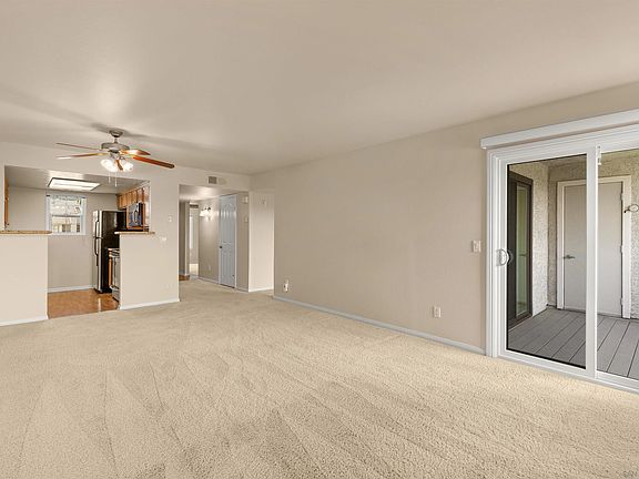 4th image of 14930 Avenida Venusto Unit 110