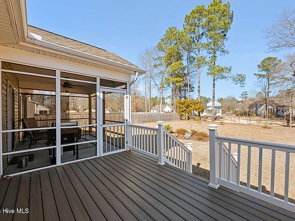 5th image of 134 Pine Cove Road