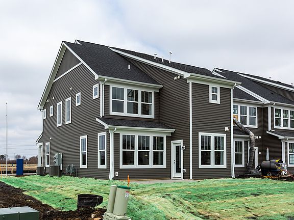 3rd image of 565 Watercress Dr