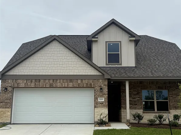 11818 Serenas Song Dr, Willis, TX 77318