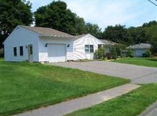 18 Bradford Rd, Hudson, MA 01749