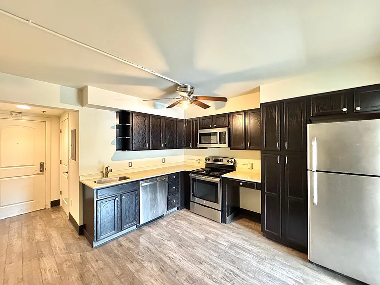 Park Place Apartments — Photo 13