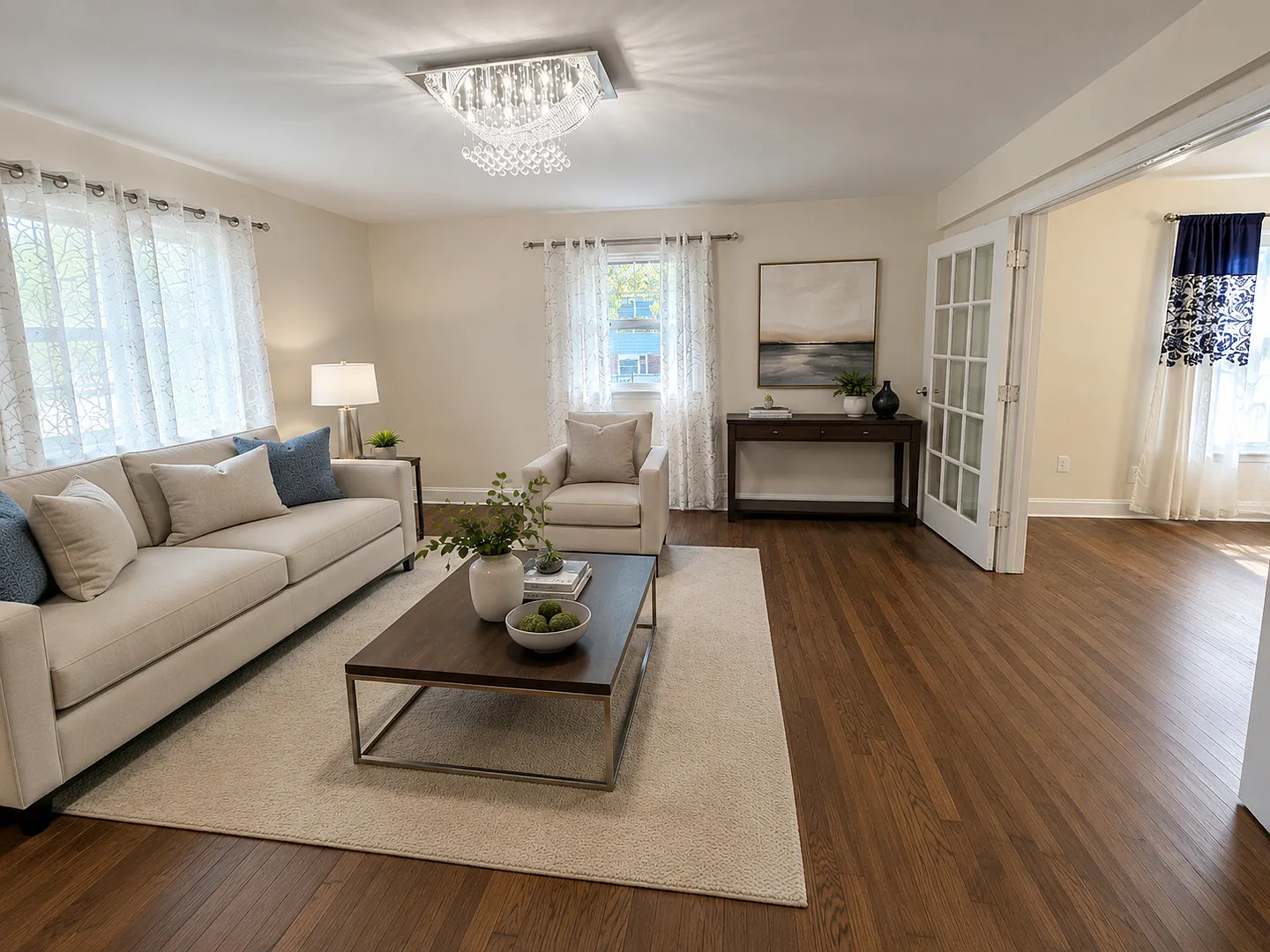 4 bed, 2.5 bath, 2357 sqft, $4,000 — Photo 4
