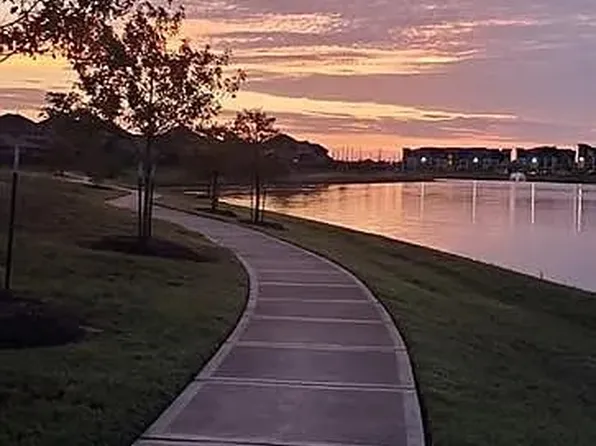 28634 Hannahs Harbor Ln, Katy, TX 77494