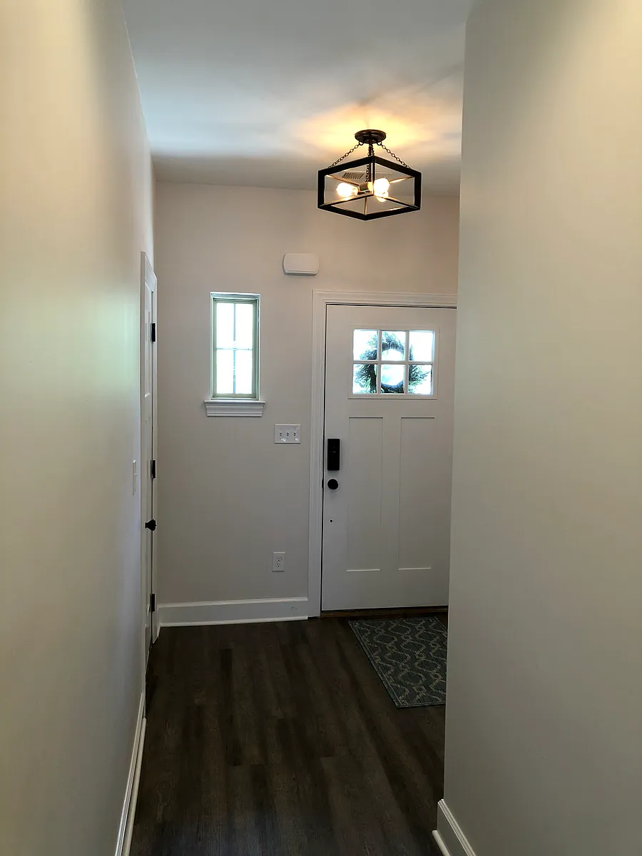 Building Photo - 222 Midland Ave #6103