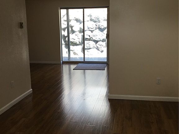 4th image of 4315 S Cedar St #1-4