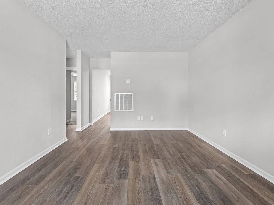 1st image of 3002 Caldwell Ct APT 3