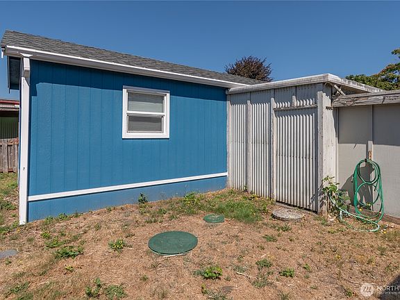 4th image of 5214 72nd Avenue E #20