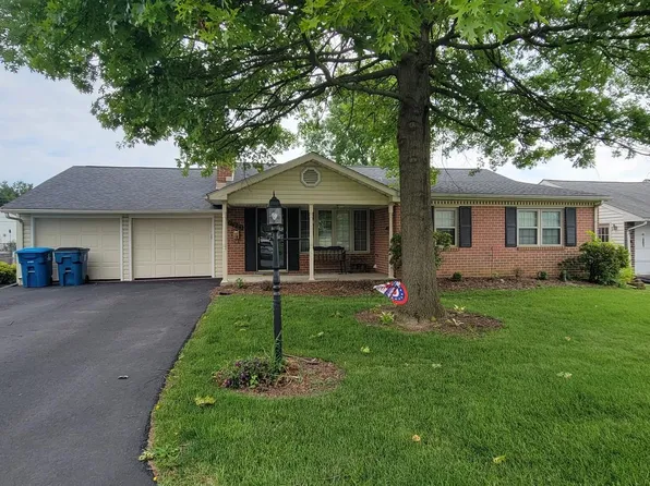 17223 Cloverleaf Rd, Hagerstown, MD 21740