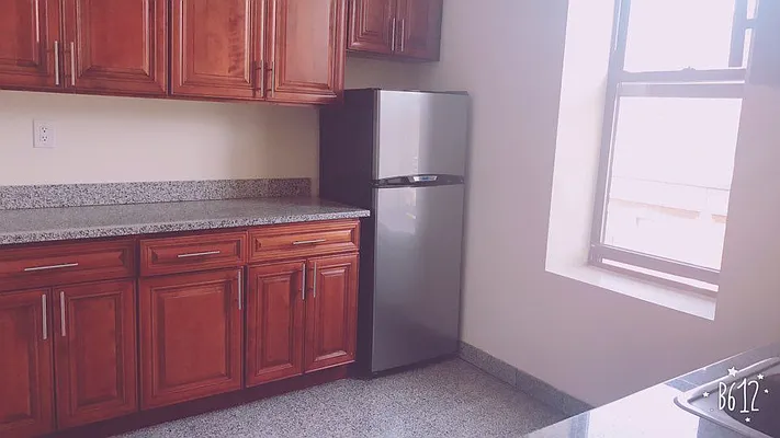 Rented by MTY Group, Inc | media 24