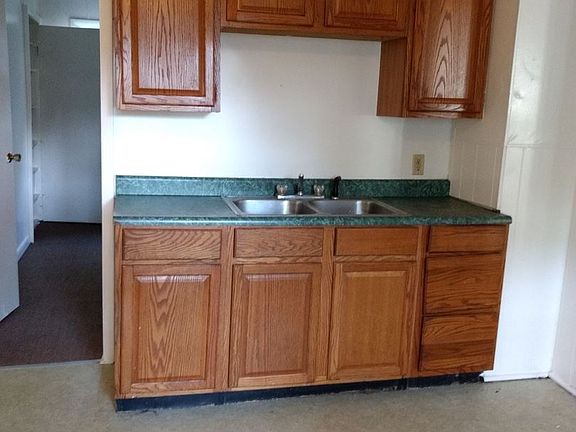 3rd image of 3009 Waalkes St