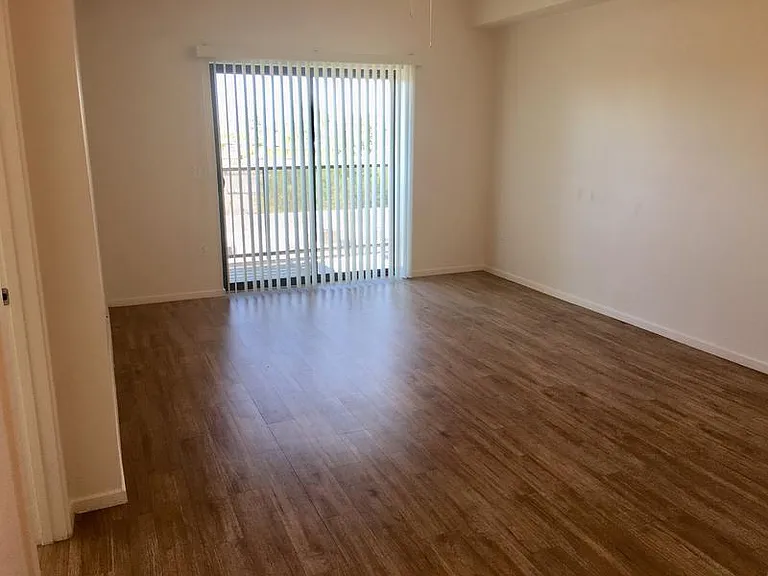 Meridian@101 Apartments — Photo 18