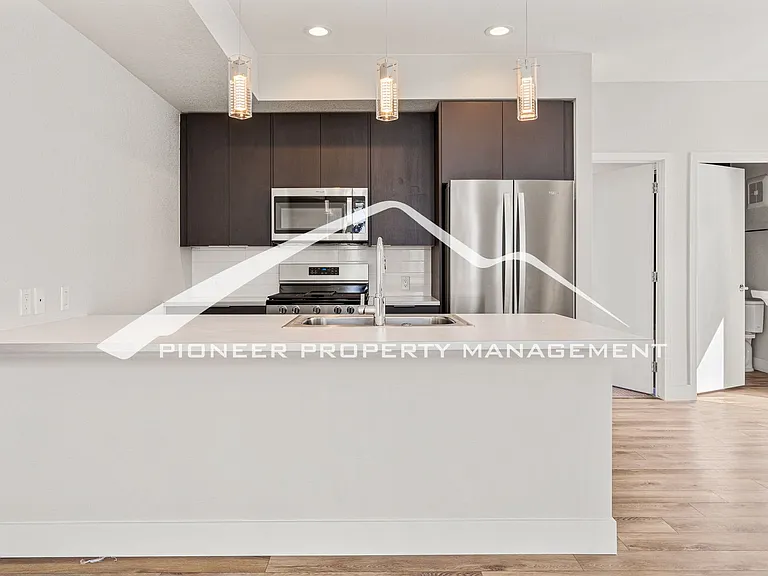 1182 S Reed St — Photo 8