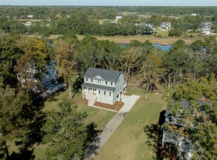 6518 Beagle Club Rd, Yonges Island, SC 29449