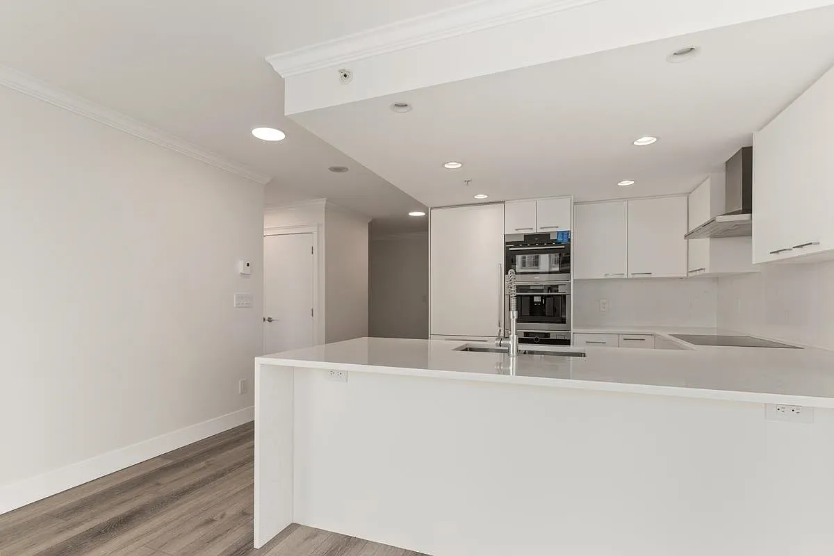 2 bed, 1140 sqft, $4,500 — Photo 4