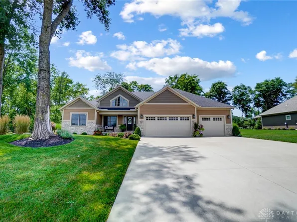 444 Windmere Dr, Troy, OH 45373