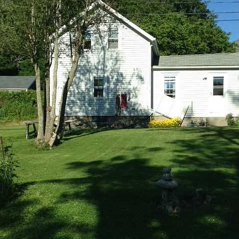 2nd image of 42 River St