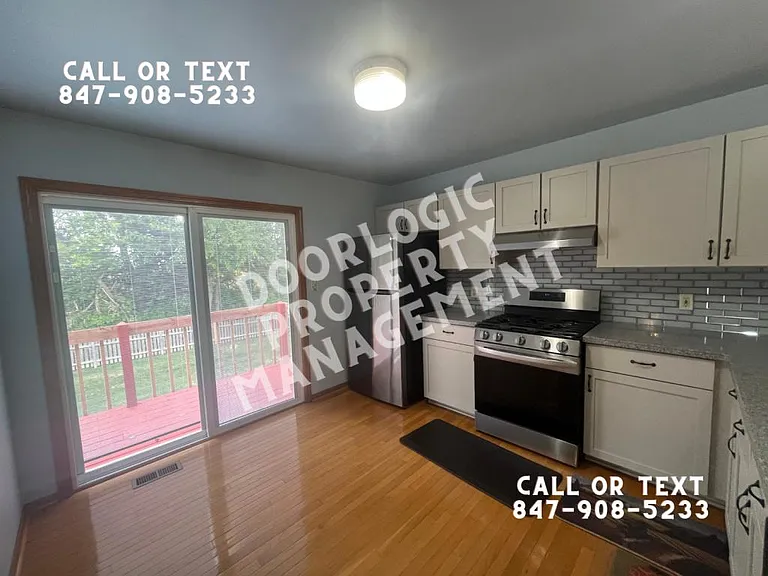 965 Amberwood Pl — Photo 11