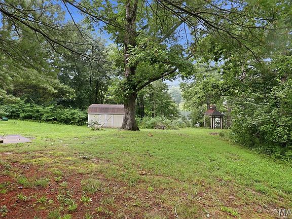 4th image of 1891 Deer Run Trl