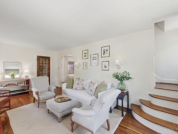 4th image of 1326 Herlin Pl