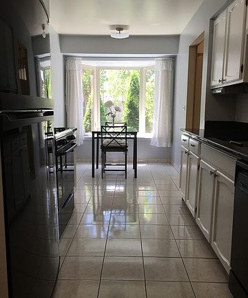 5th image of 380 E Forest Knoll Dr