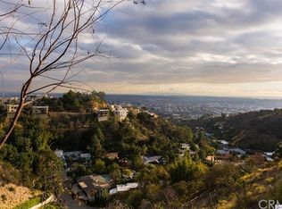 2089 Sunset Plaza Dr, Los Angeles, CA 90069