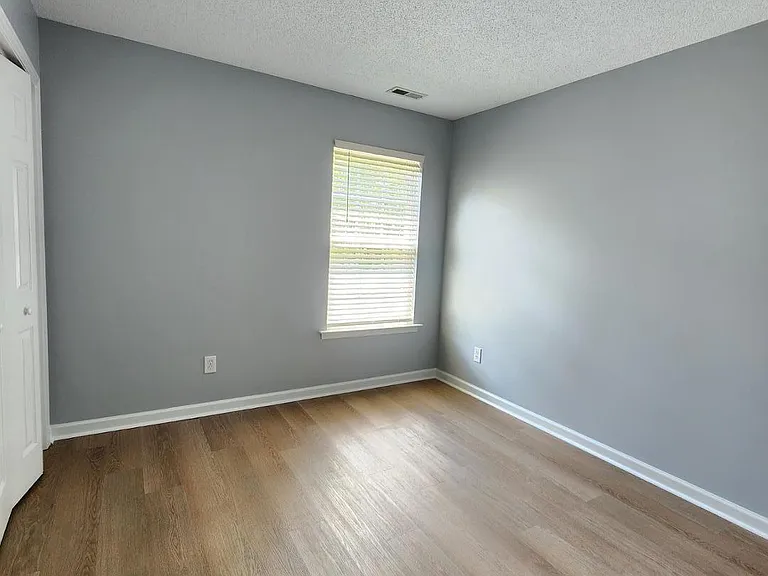 806 Homestead Park Dr — Photo 15