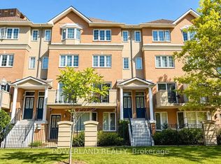 28 Sommerset Way #1120, Toronto, ON M2N6W7