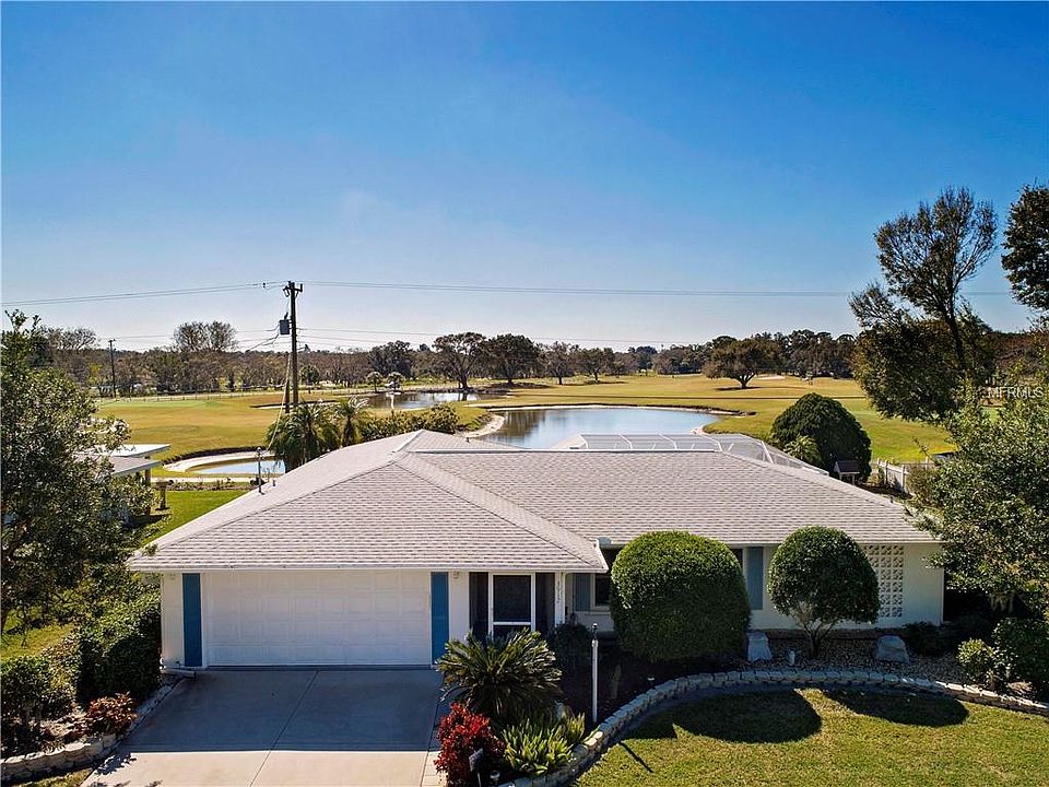 1st image of 3912 Breezemont Dr