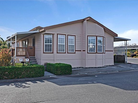 2nd image of 1085 Tasman Dr Space 272
