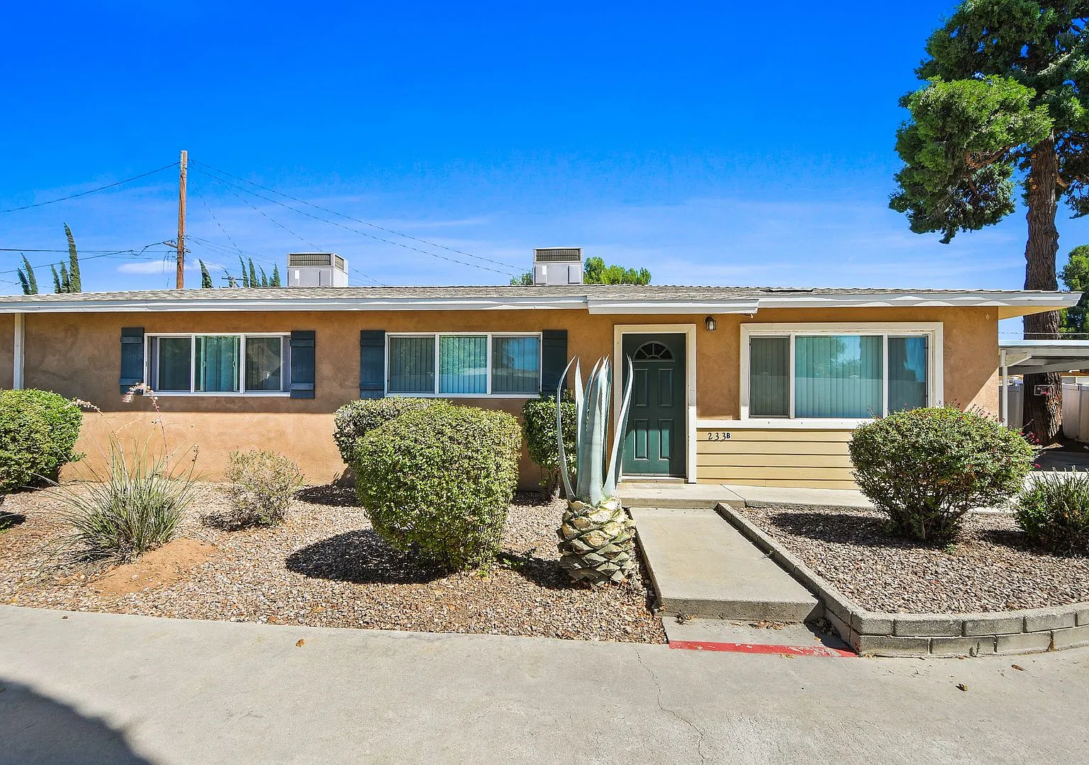 County Villas — Photo 1