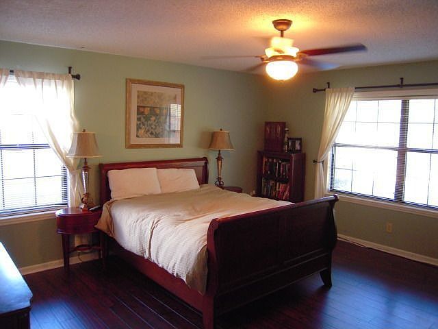 1st image of 1941 Spanish Oaks Dr N
