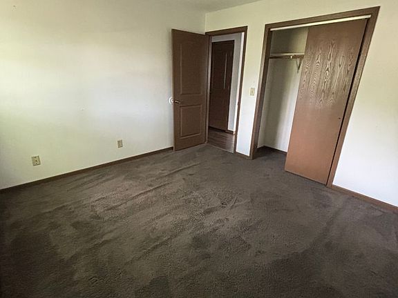 5th image of 828 Gould St APT 7