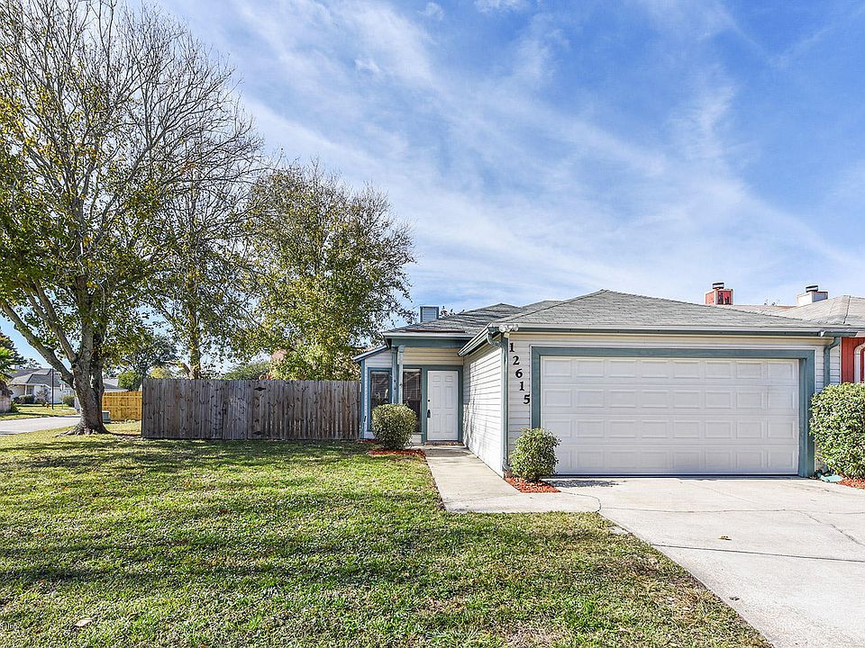 1st image of 12615 Enchanted Hollow Dr