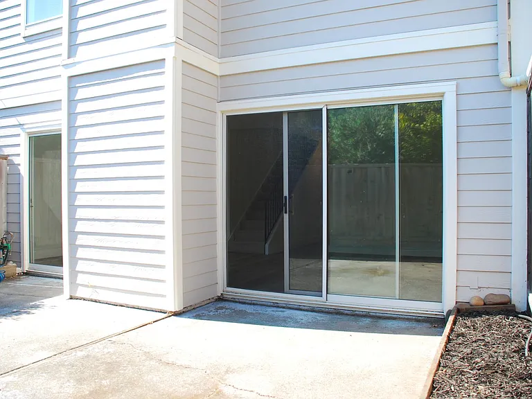 71 Prince Royal Dr — Photo 12