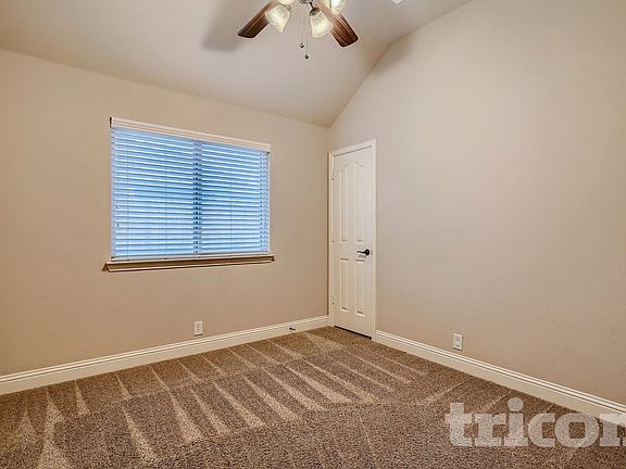 3rd image of 1009 Rockcress Dr