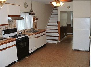 393 Newton St #1, Waltham, MA 02453