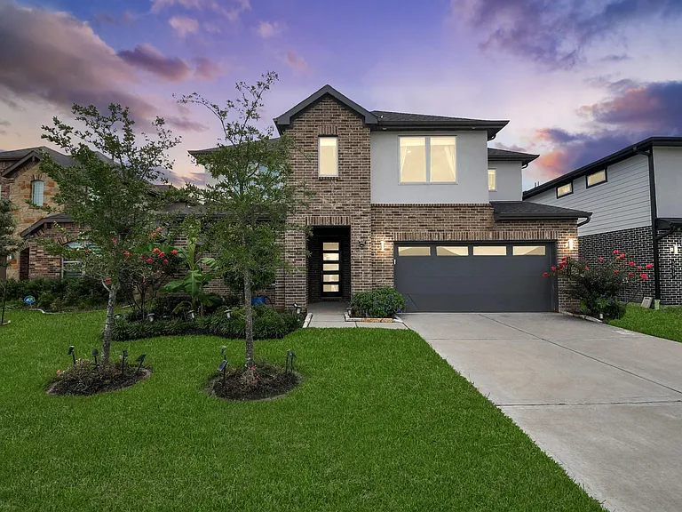 3815 Favor Forest Ct — Photo 1