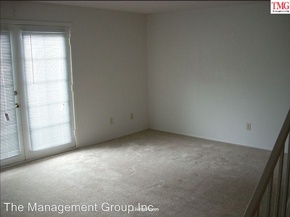 4th image of 1811 SE 146th Ct