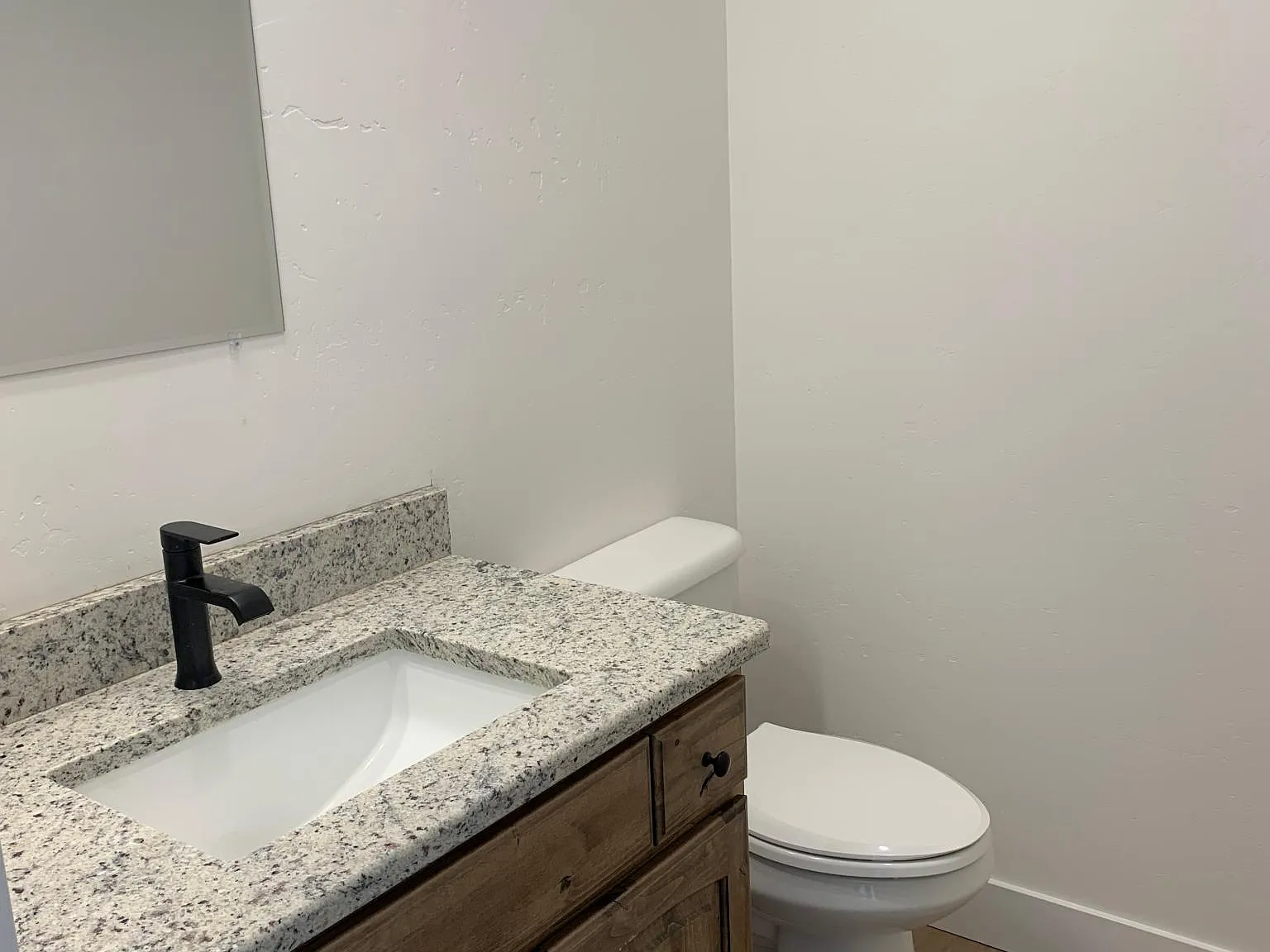 3 bed, 2.5 bath, 1500 sqft, $1,650 — Photo 4