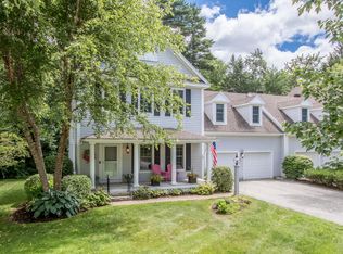 10 Amy Ln #10, Cumberland Center, ME 04021