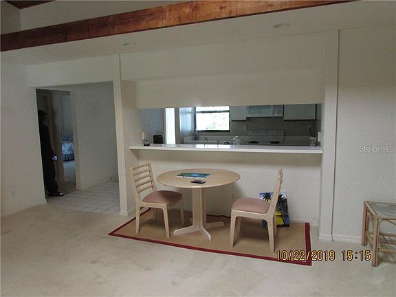 3rd image of 38 Huntley Ct