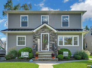 300 Graphic Blvd, New Milford, NJ 07646