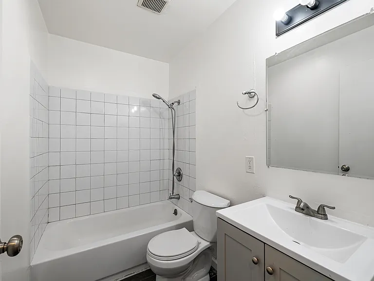 340 Industrial Parkway — Photo 28