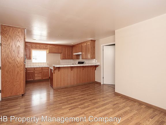 3rd image of 3137 Drywood Ln