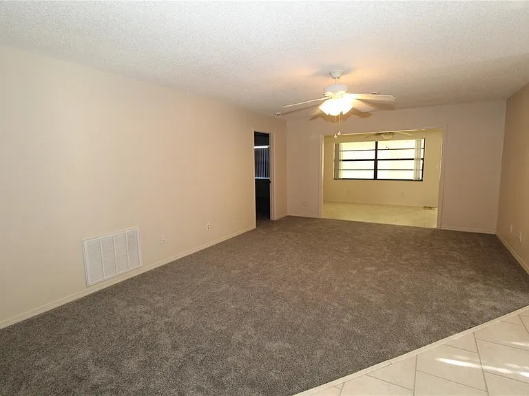 301 Bryce Ct — Photo 9