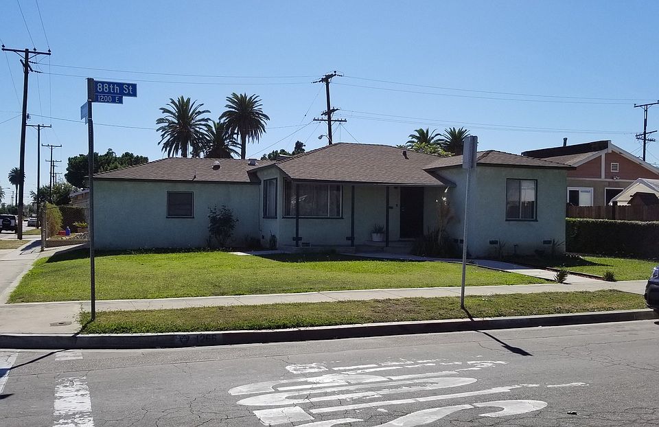 1st image of 1226 E 88th Pl