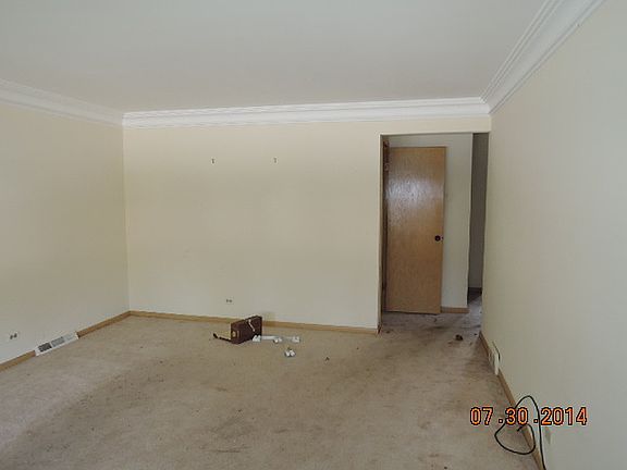3rd image of 10131 Cook Ave
